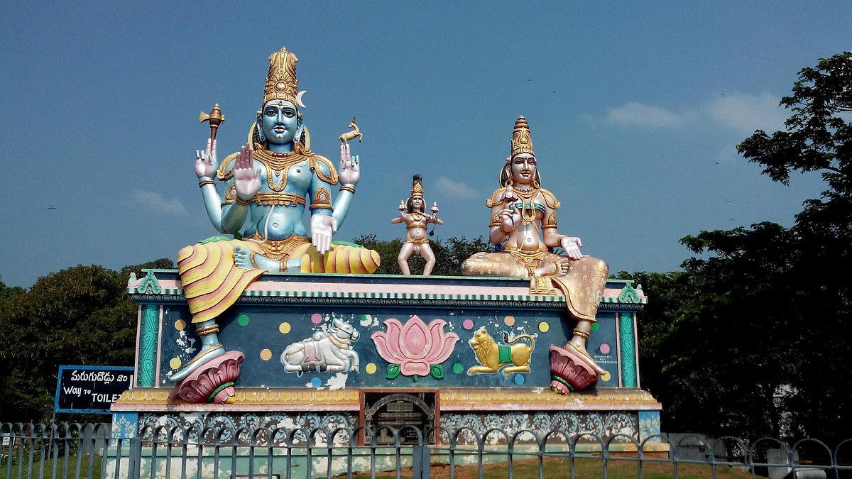 Shiva Parvati statues Srisailam